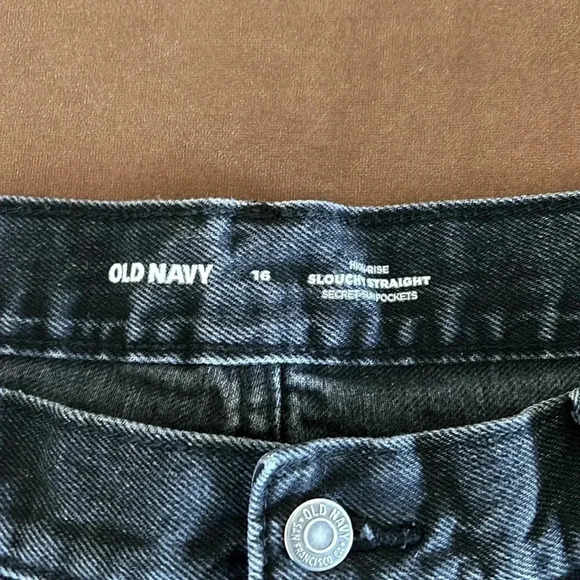 Old Navy High Rise Slouchy Straight Black denim Jeans - Picture 3 of 6